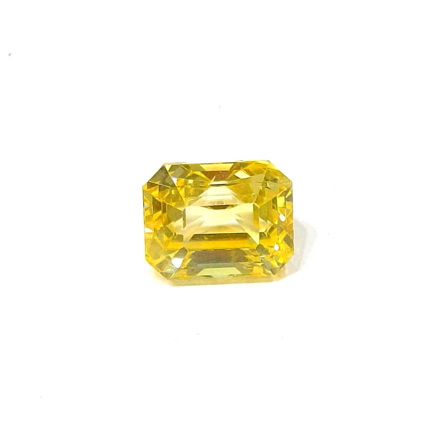 Yellow natural sapphire