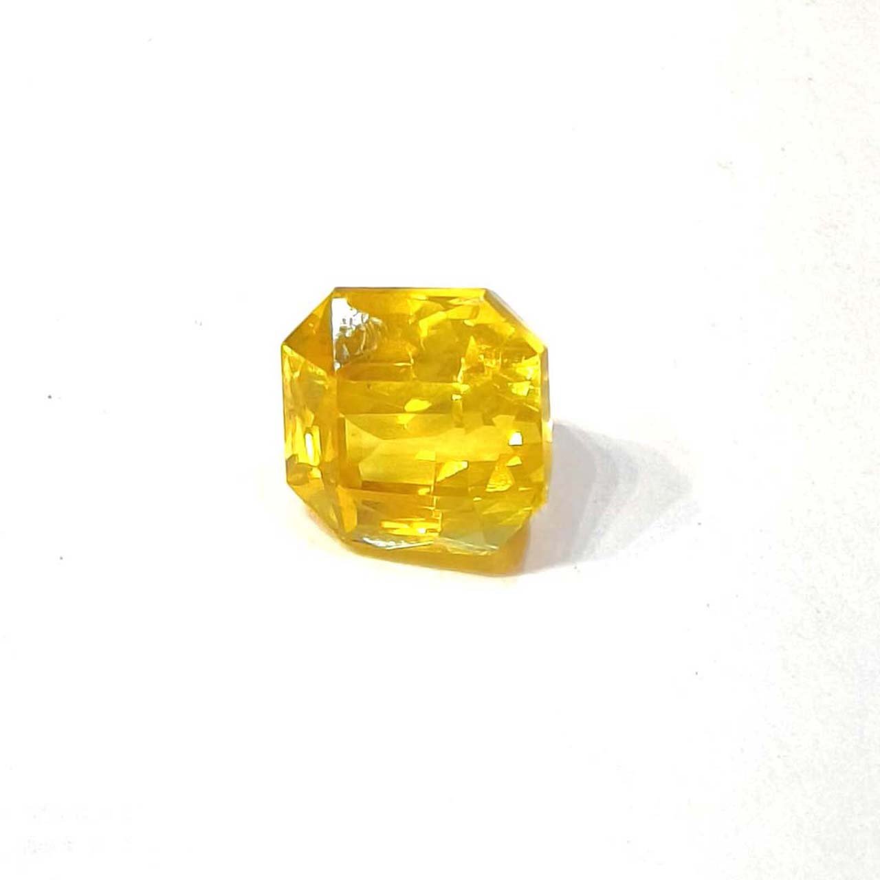 Yellow natural sapphire